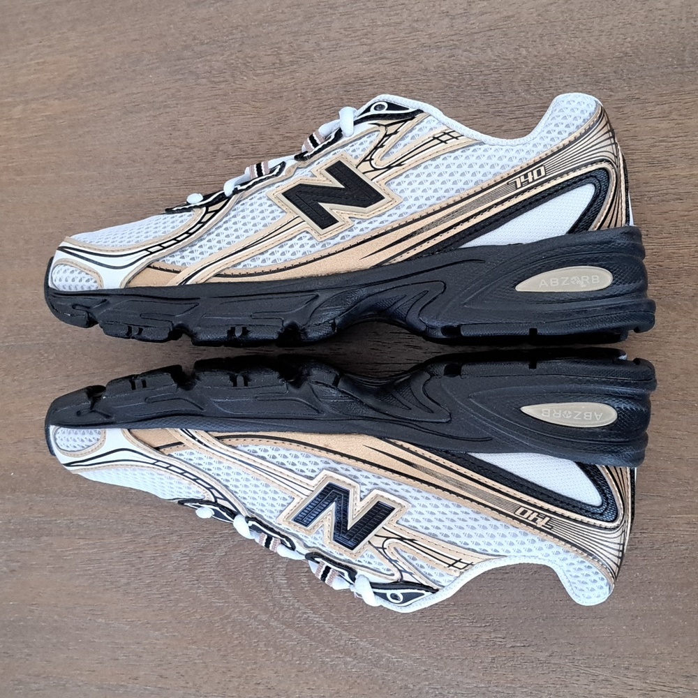 New Balance Kids' 740 Sneakers - Color: White/Gold/Black - Size: Kids 5.5 - Picture 7 of 9